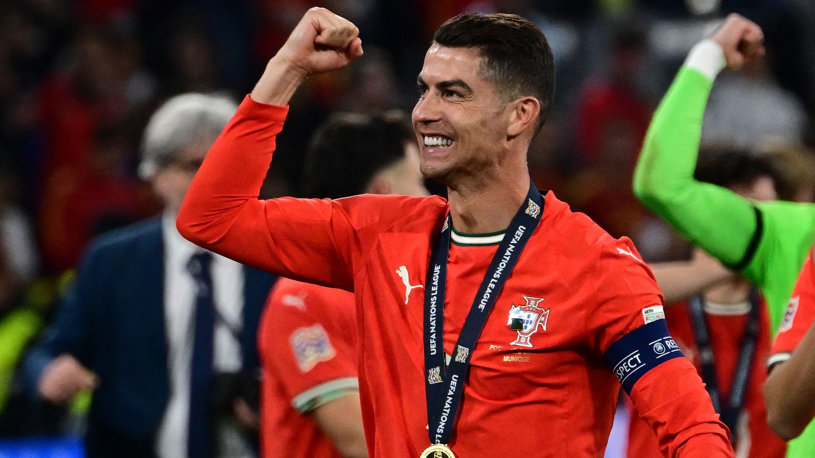 Cristiano Ronaldo Comforts Emotional Portugal Mascot in Heartwarming Pre-Match Moment Before World Cup Qualifier Against Armenia