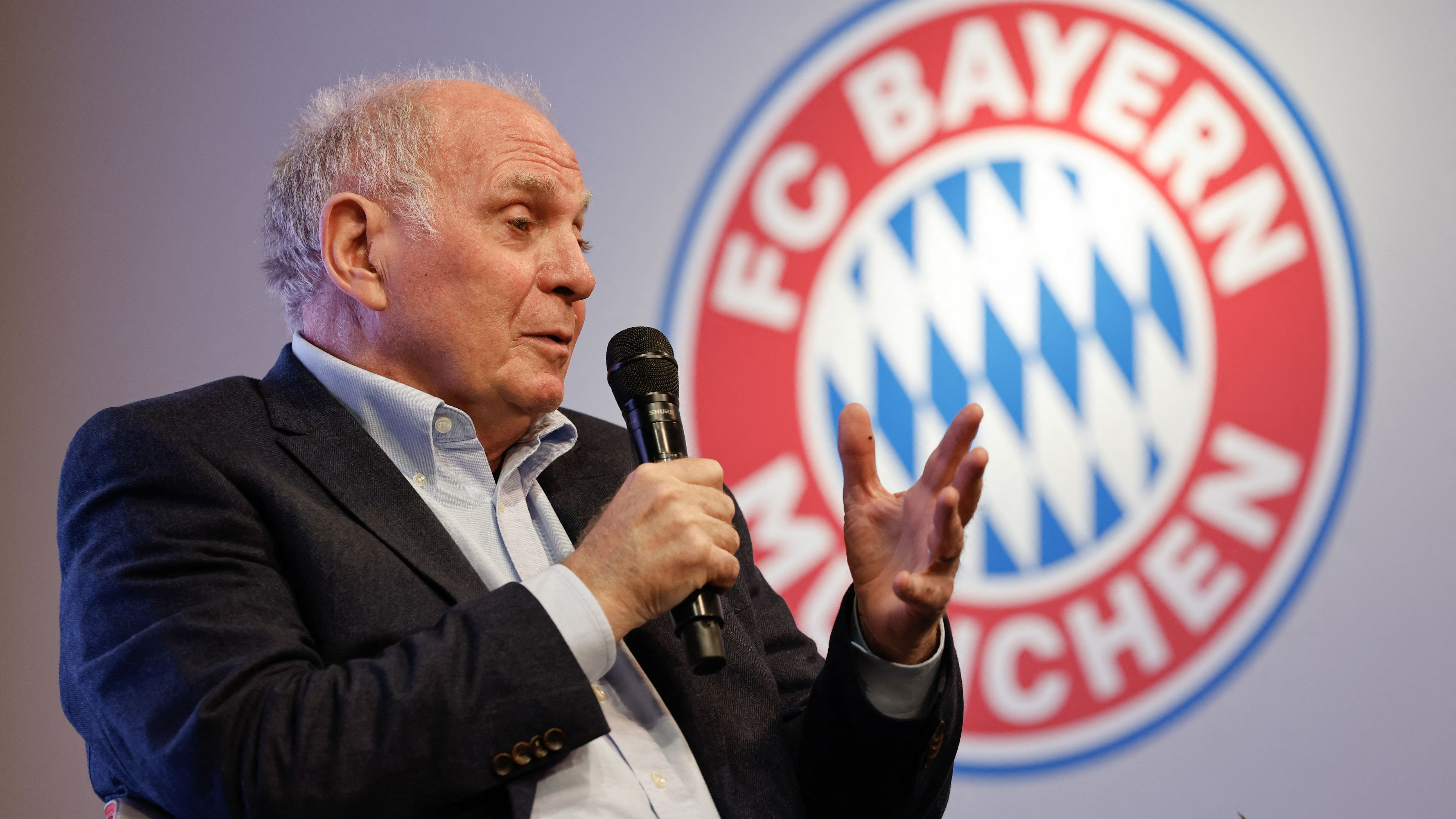 Bayern Munich Chief Warns Director Max Eberl Over €1.2 Billion Debt Amid Resignation Speculations, Describing Him as ‘Quite Sensitive