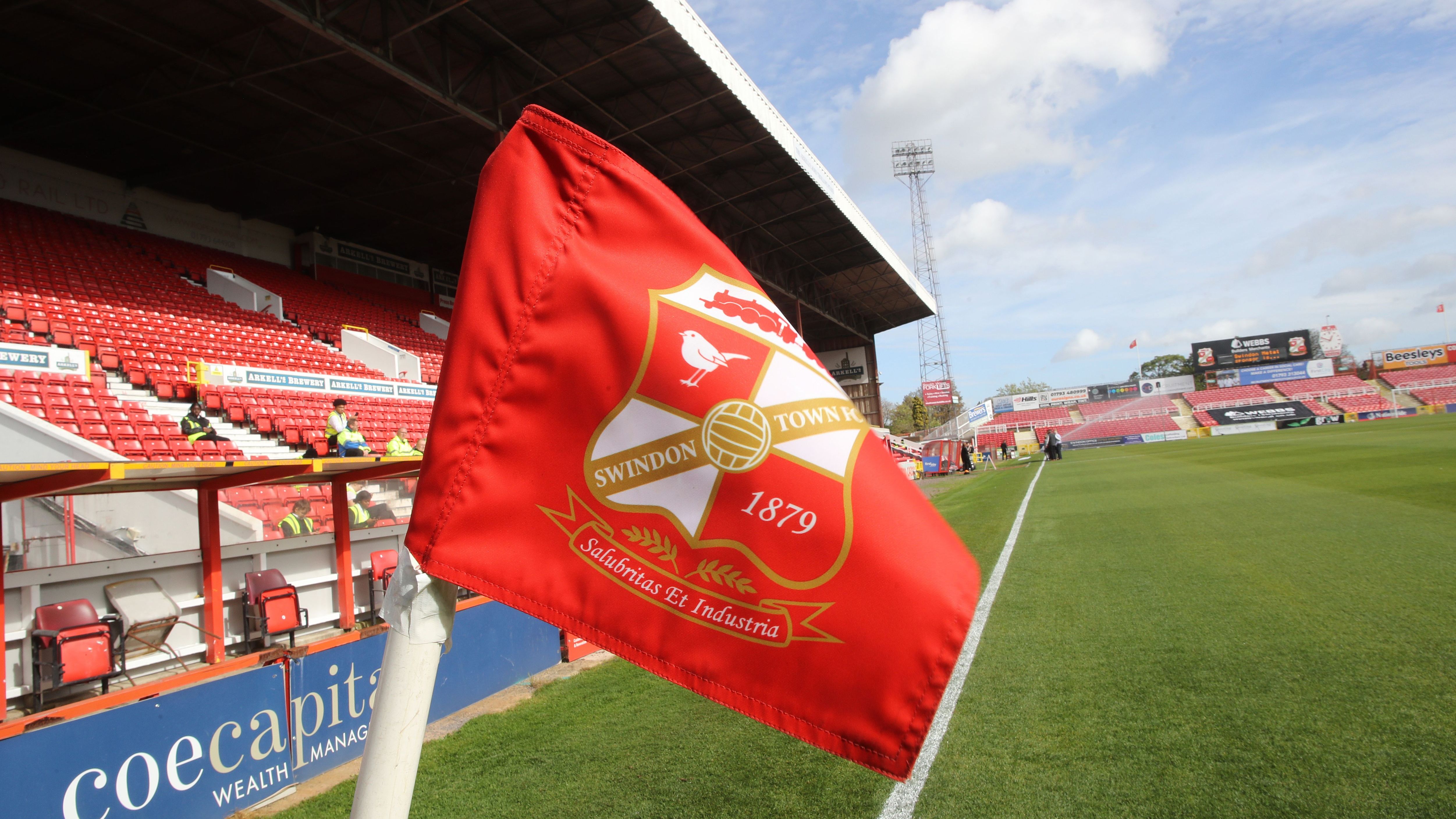 Tottenham Hotspur and Arsenal Evaluate Swindon Goalkeeper as North London Rivals Vie for Teenage Prospect