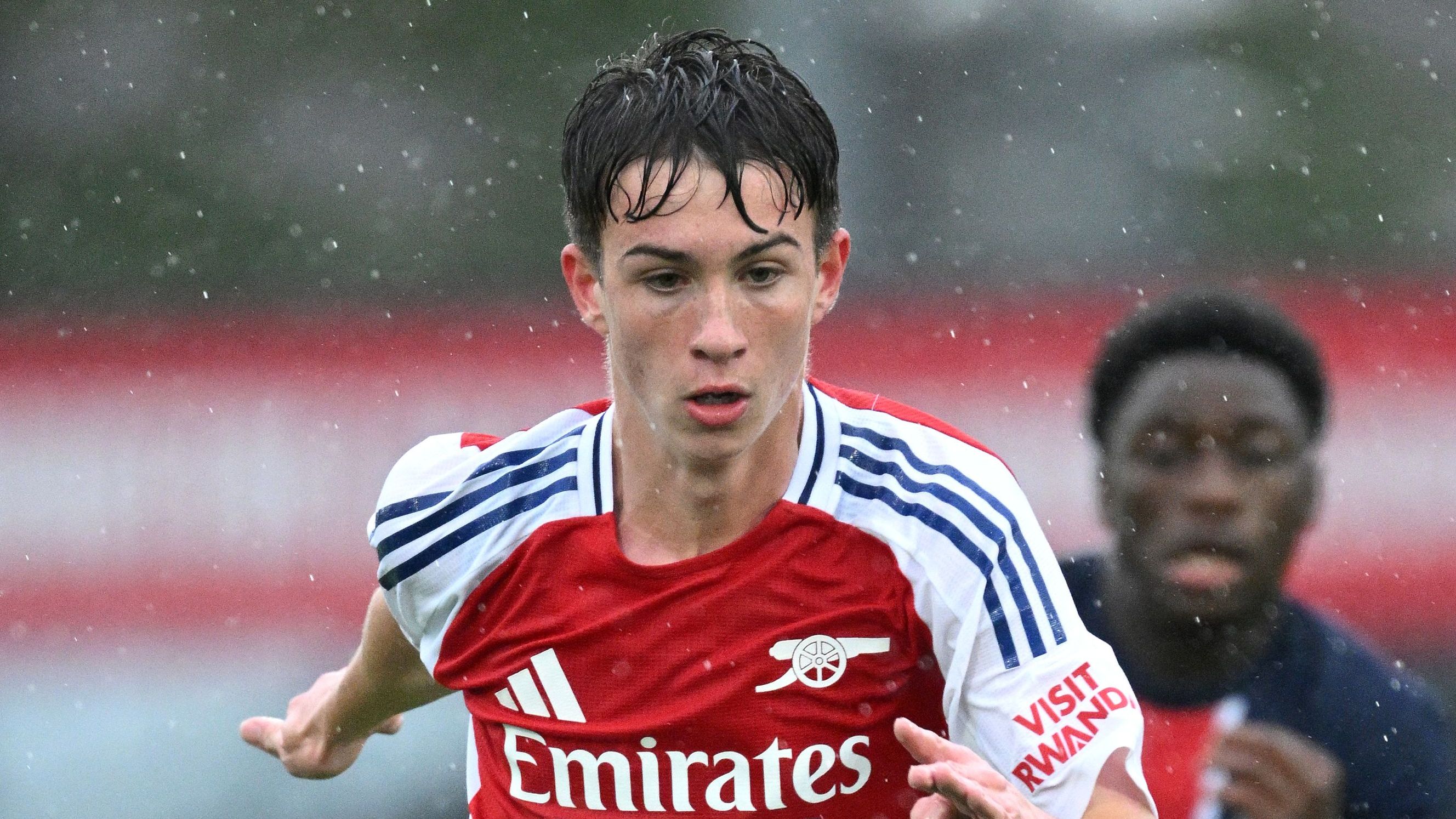 Arsenal Poised to Lose Promising Young Talent to Crystal Palace After Rejecting New Contract