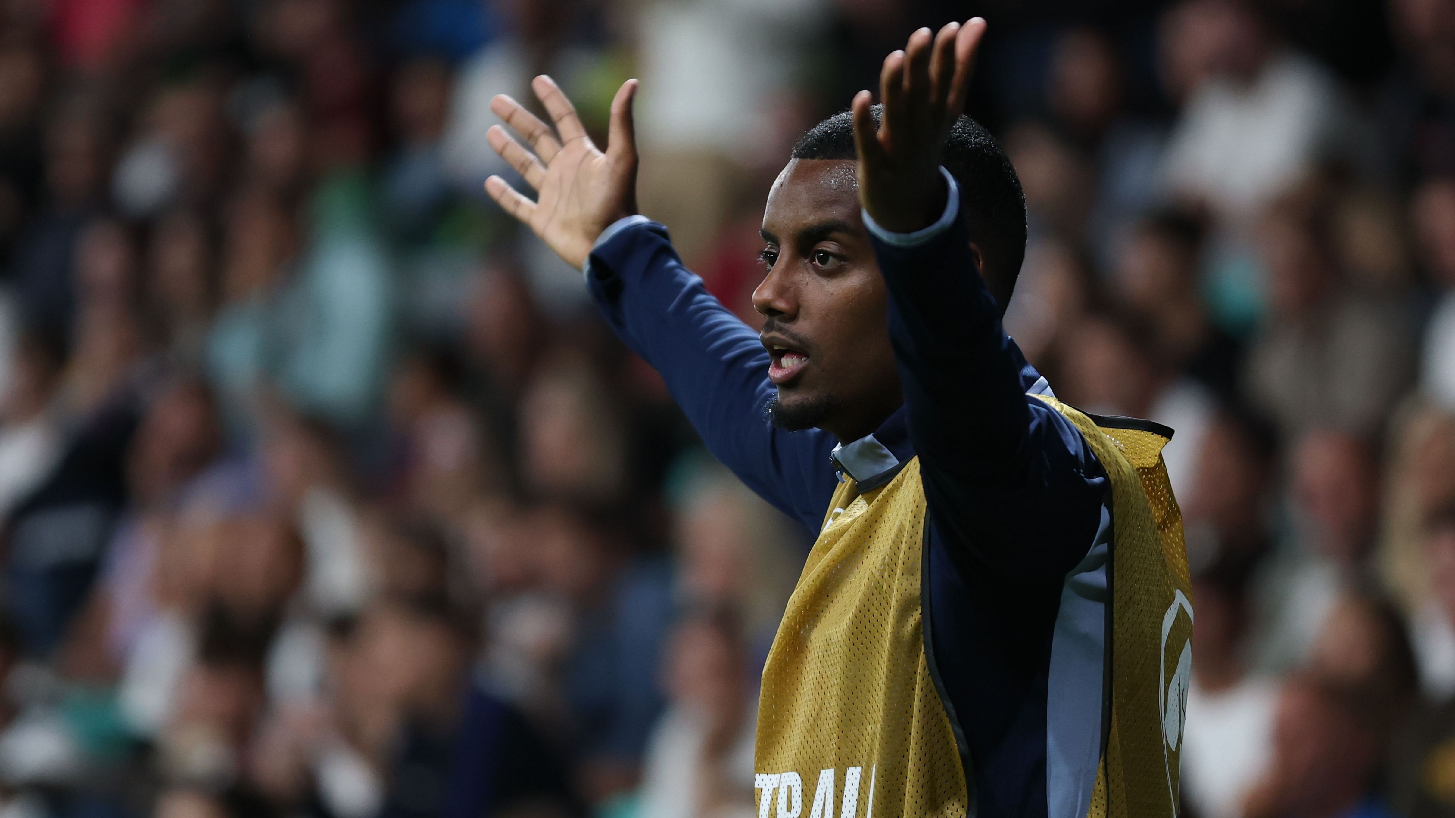 Video: Alexander Isak Begins First Training Session with Liverpool Following £125m Transfer from Newcastle