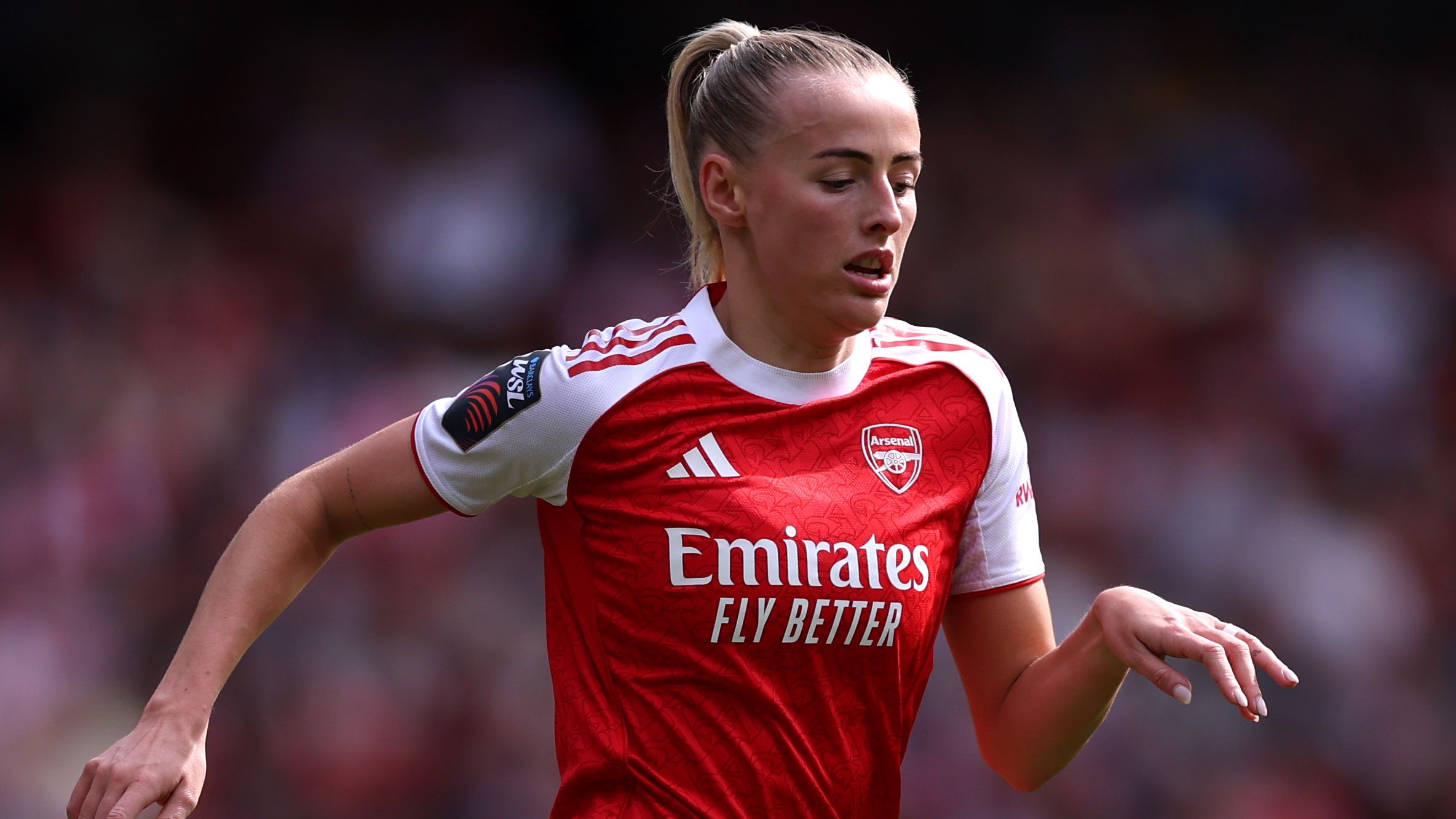 Chloe Kelly's Injury Setback Derails Arsenal WSL Campaign Following Transfer from Manchester City