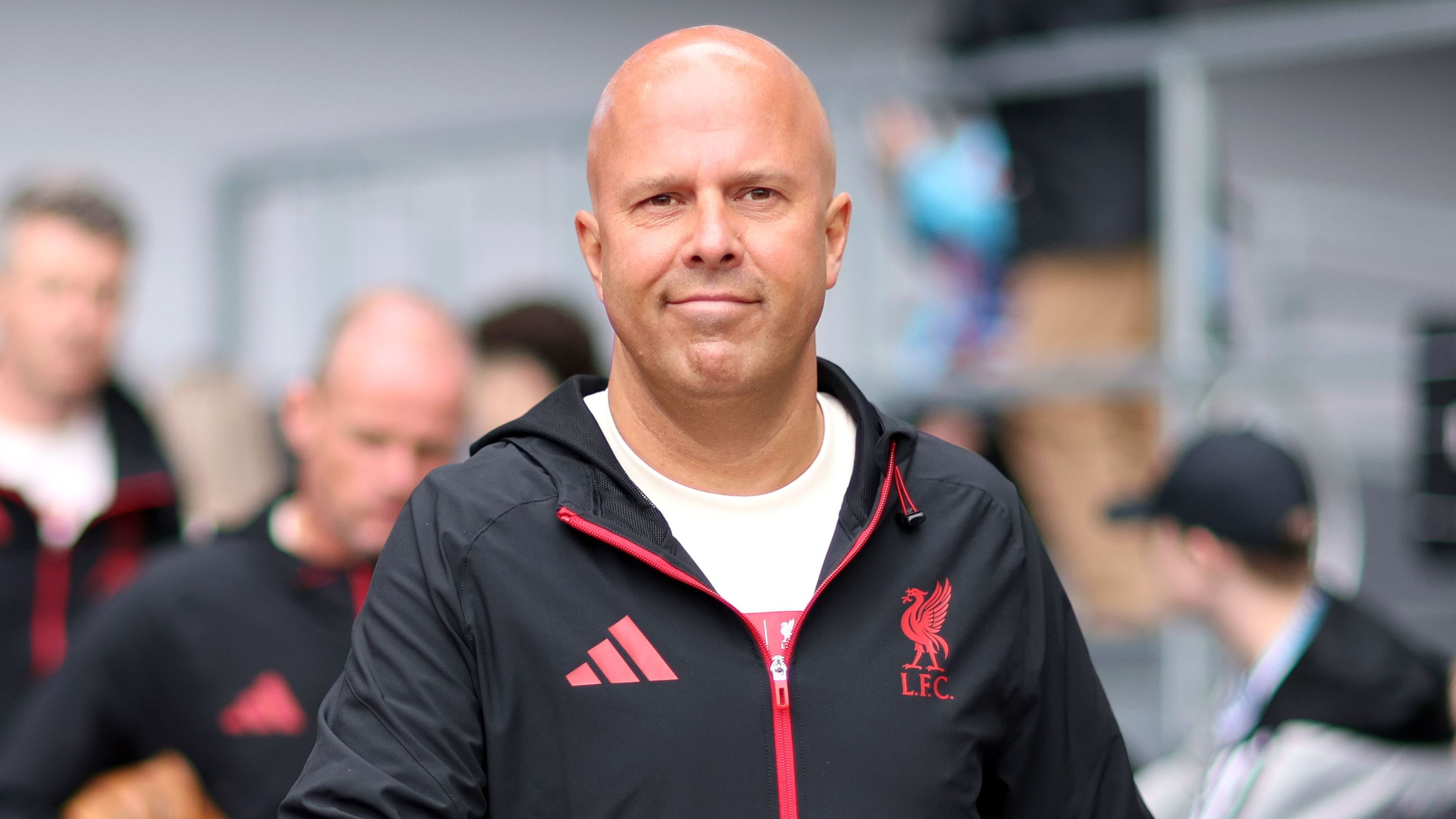 Arne Slot Comments on Newcastle's Yoane Wissa Injury in Relation to Alexander Isak's Debut Delay
