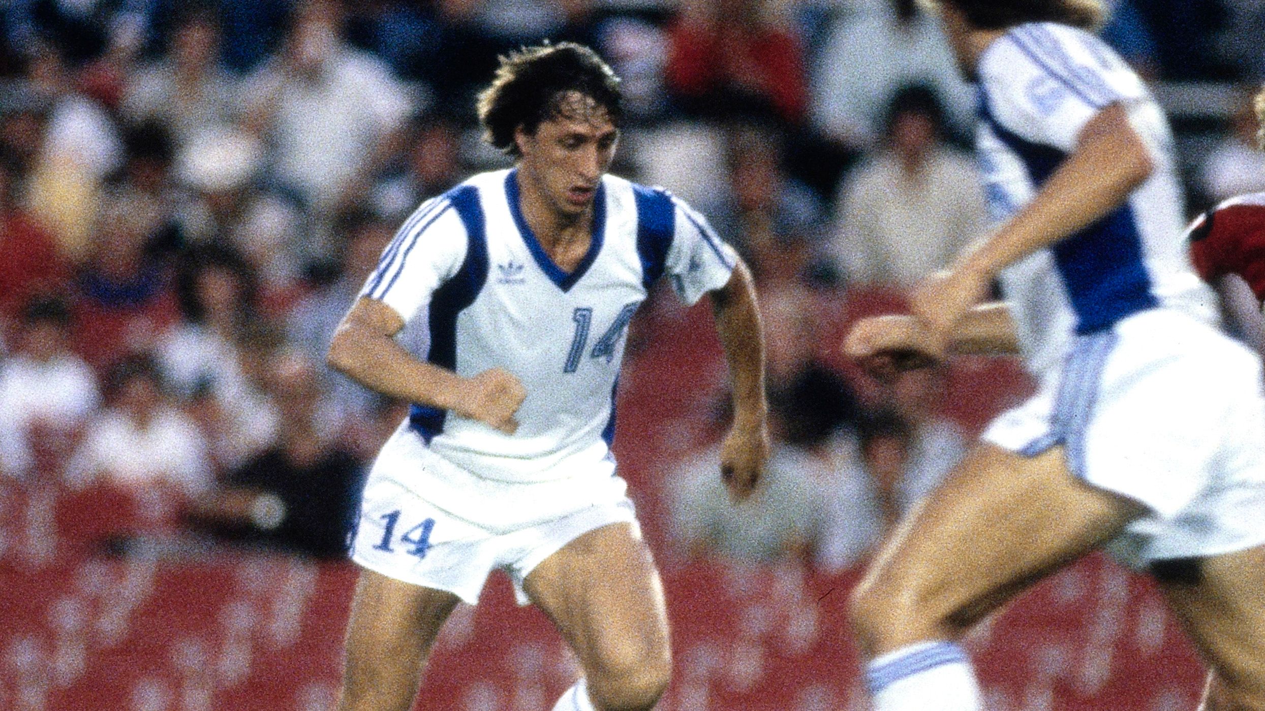 CMPAN's Hall of Fame: Johan Cruyff – The Visionary Dutch Innovator Who Revolutionized Football