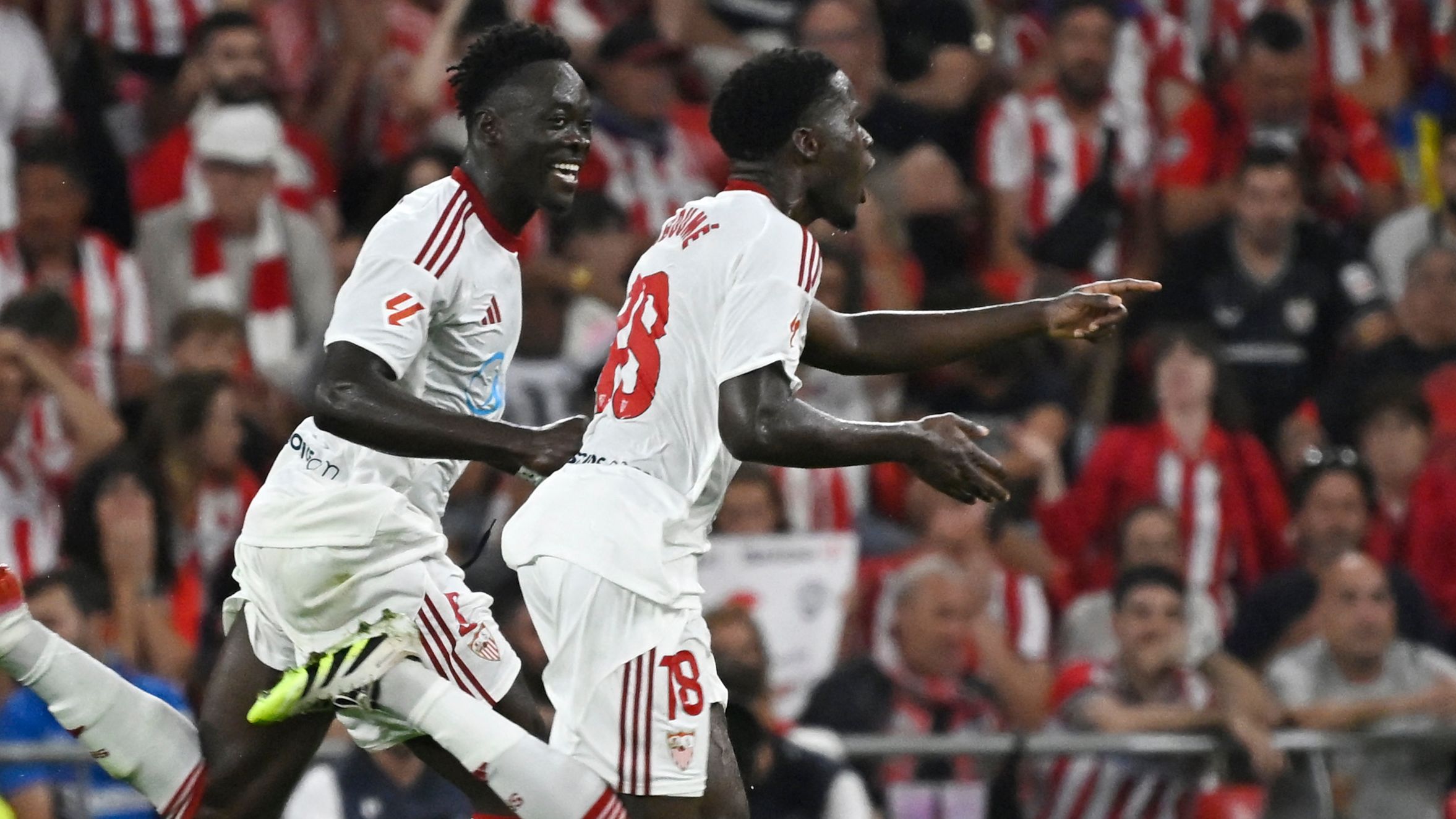 Sevilla Names Price for Manchester United's Transfer Target Amid Search for Carlos Baleba Alternatives