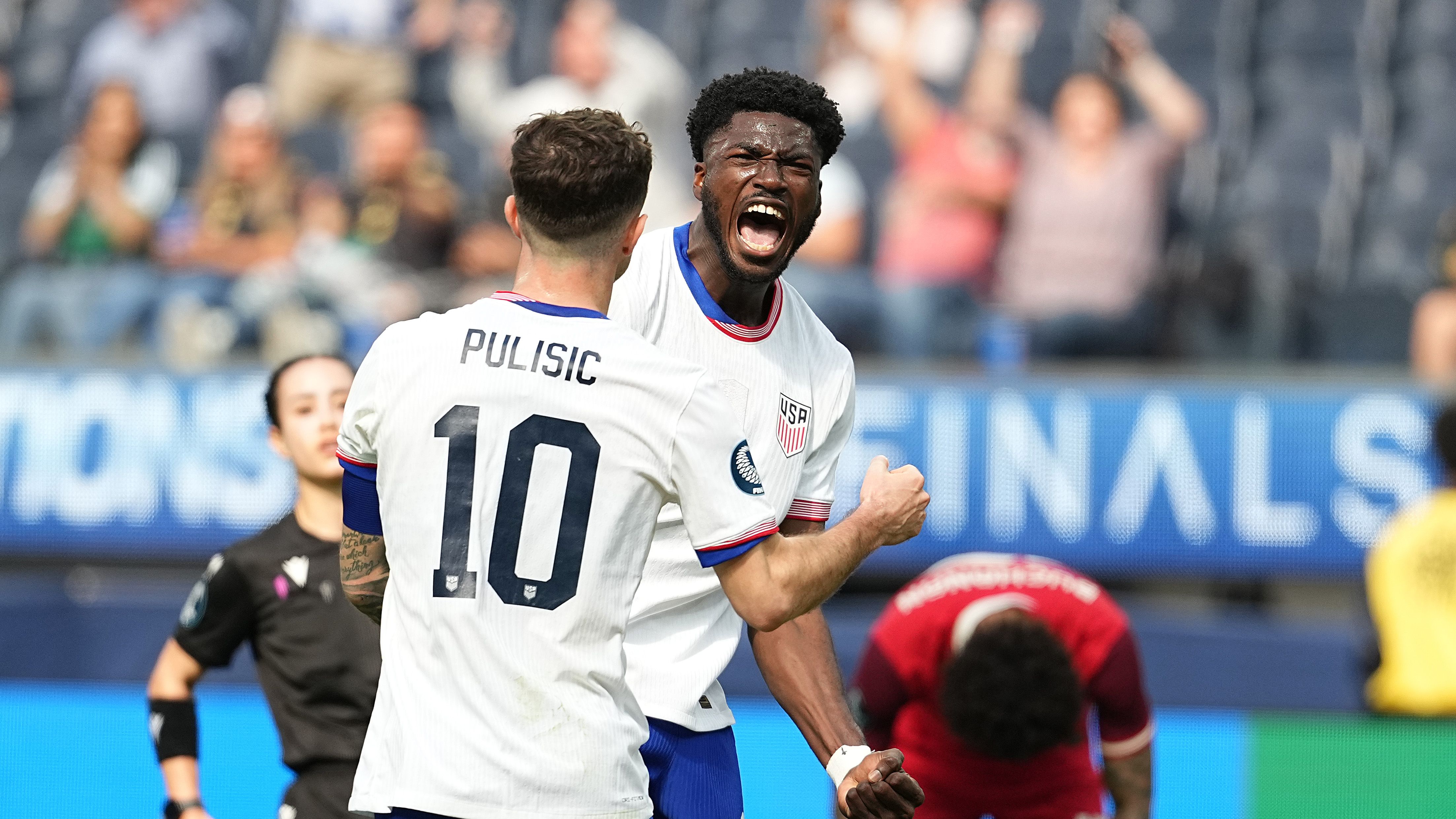Alexi Lalas and Tony Meola Critique Christian Pulisic's Father for Entering Verbal Dispute